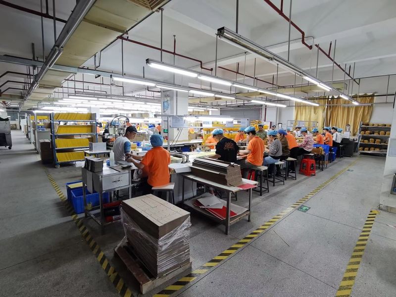 Dongguan Yongjian Paper Products Co., Ltd Produktionslinie des Herstellers