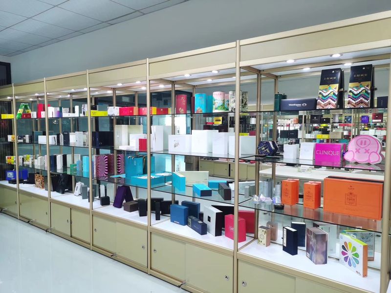 Dongguan Yongjian Paper Products Co., Ltd Produktionslinie des Herstellers